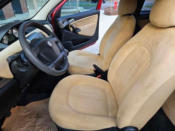 Second-hand Lancia Ypsilon 75 CP (55 kW) 2005 Hatchback