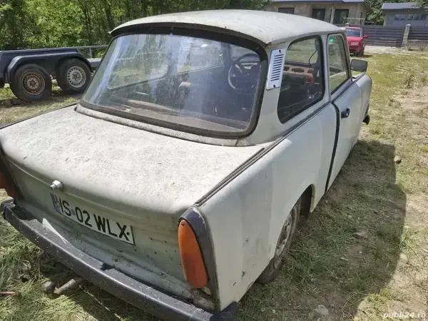 Utilizat 1992 Trabant 601 Berlinǎ | 800 EUR - Imagine 1/4