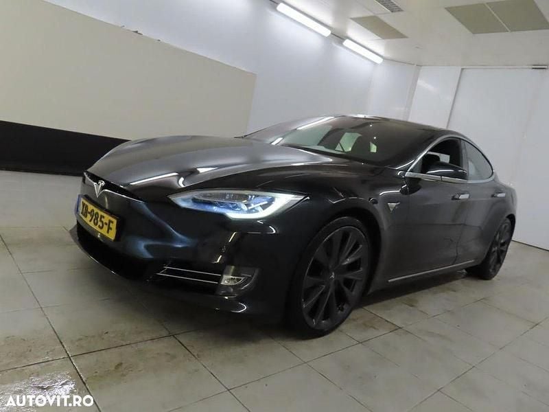 Second-hand Tesla Model S 244 kW (333 CP) 2019 Culoaregri Hatchback