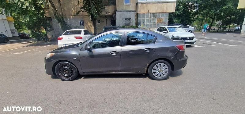 Gri Utilizat 2010 Mazda 3 Berlinǎ | 3.000 EUR (Super Preț) - Imagine 1/4