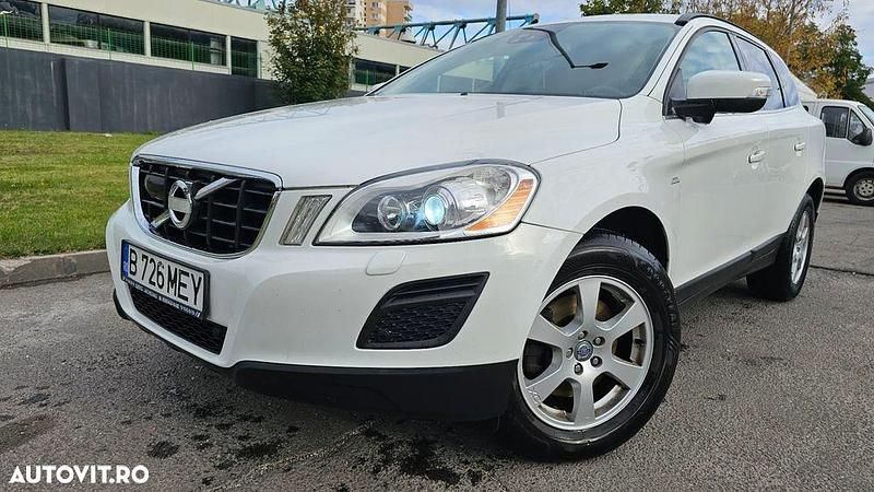 Culoarealb Utilizat 2012 Volvo XC60 Momentum SUV | 11.870 EUR (Preț OK) - Imagine 1/4