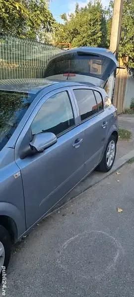 Second-hand Opel Astra 110 CP (80 kW) 2007 Albastru Hatchback