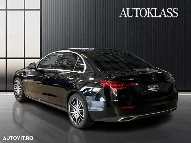 Second-hand Mercedes C200 163 CP (119 kW) 2024 Culoarenegru Berlinǎ