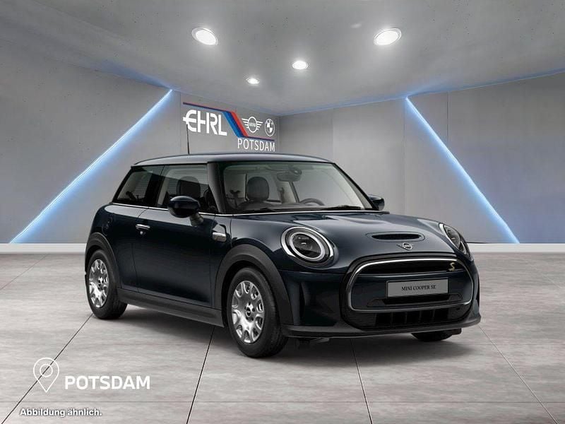 Utilizat 2021 Mini Cooper SE Hatchback | 23.019 EUR - Imagine 1/1