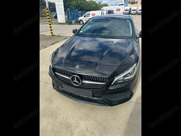 Negru Utilizat 2019 Mercedes CLA200 Shooting Brake AMG line Break | 16.335 EUR - Imagine 1/4