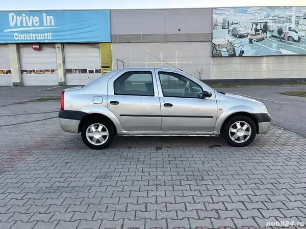 Utilizat 2005 Dacia Logan Berlinǎ | 1.400 EUR (Preț OK) - Imagine 1/4