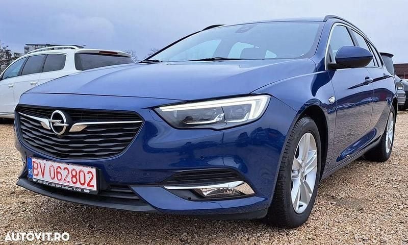 Culoarealbastru Utilizat 2019 Opel Insignia Sport Break | 11.374 EUR (Preț bun) - Imagine 1/4