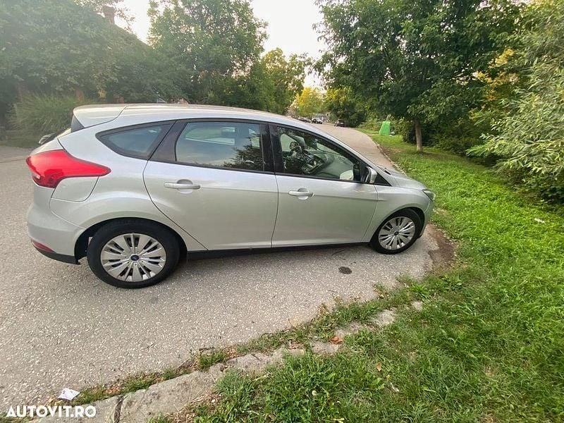 Argint Utilizat 2017 Ford Focus Active Hatchback | 10.000 EUR (Preț OK) - Imagine 1/4