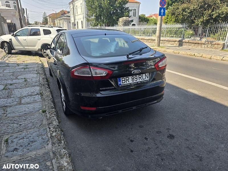 Second-hand Ford Mondeo 115 CP (84 kW) 2012 Culoarenegru Break
