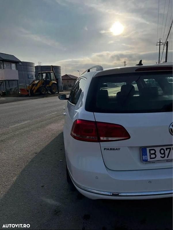 Second-hand VW Passat Comfortline 140 CP (102 kW) 2014 Alb Break