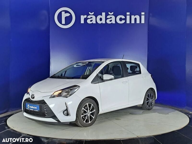 Alb Utilizat 2019 Toyota Yaris | 13.950 EUR (Super Preț) - Imagine 1/4