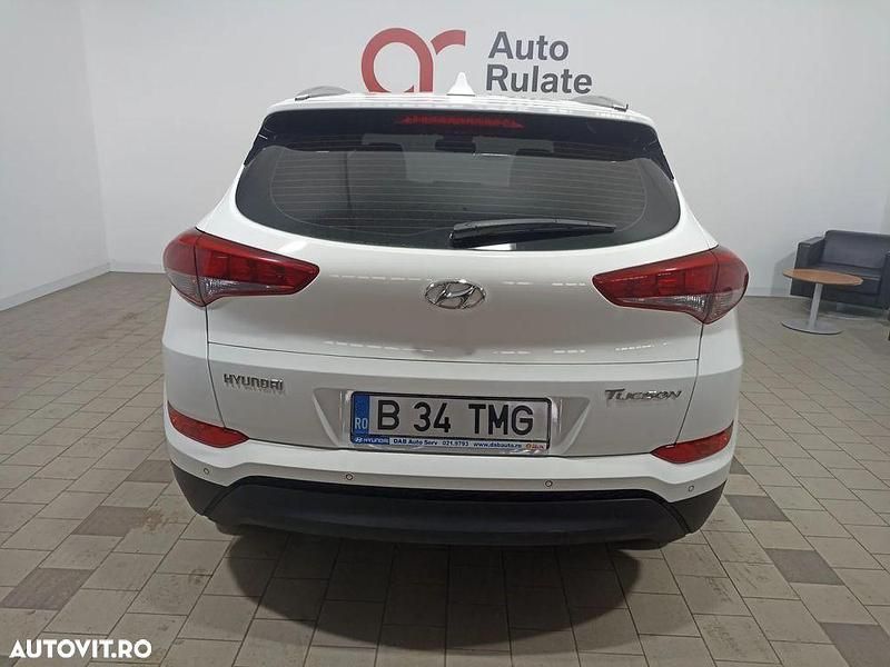 Second-hand Hyundai Tucson 132 CP (97 kW) 2018 Culoarealb SUV