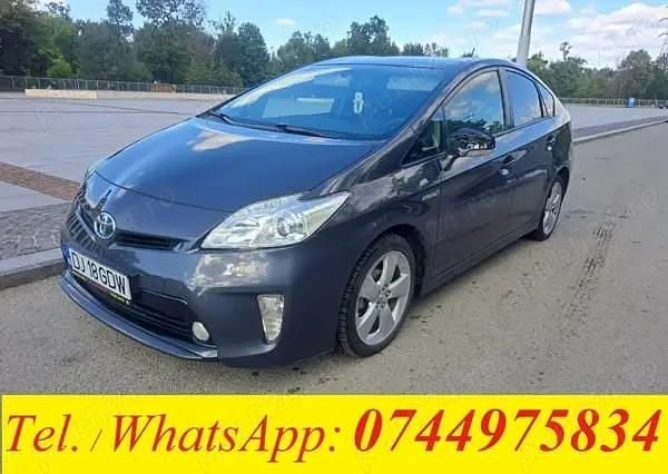 Utilizat 2014 Toyota Prius Hatchback | 7.900 EUR - Imagine 1/4