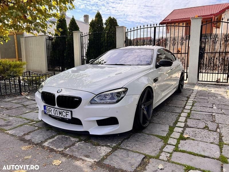 Culoarealb Utilizat 2013 BMW M6 Comfort Edition Coupe | 33.800 EUR - Imagine 1/4