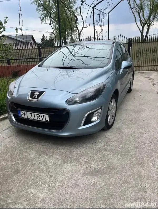 Utilizat 2012 Peugeot 308 Hatchback | 4.500 EUR (Preț OK) - Imagine 1/4