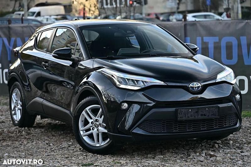 Second-hand Toyota C-HR 122 CP (89 kW) 2021 Culoarenegru SUV