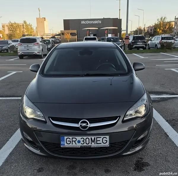 Gri Utilizat 2015 Opel Astra Berlinǎ | 7.350 EUR (Super Preț) - Imagine 1/4