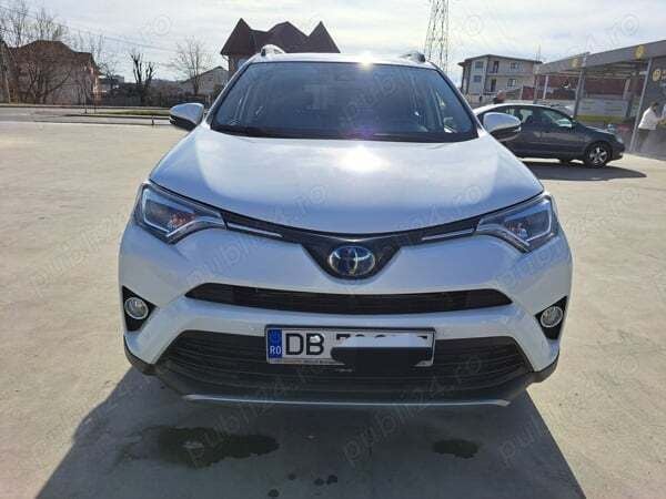 Utilizat 2017 Toyota RAV4 Hybrid SUV | 18.000 EUR (Preț bun) - Imagine 1/4