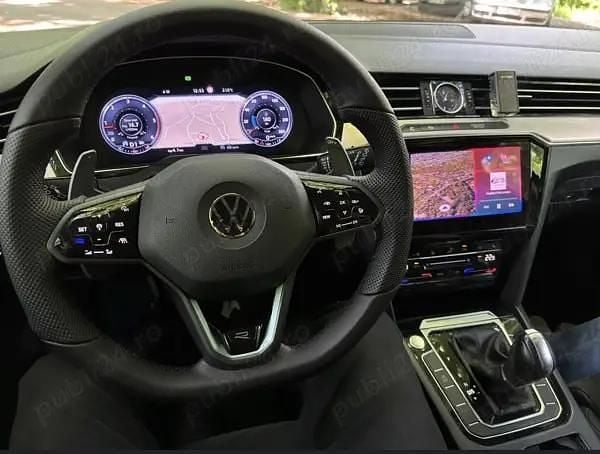 Second-hand VW Passat Highline 150 CP (110 kW) 2015 Negru Break
