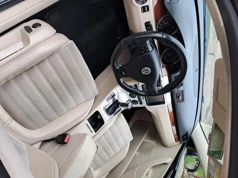 Second-hand VW Passat R-line 140 CP (102 kW) 2010 Maro Break