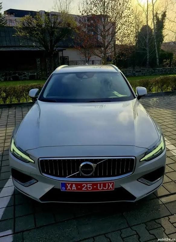 Second-hand Volvo V60 253 CP (186 kW) 2021 Break