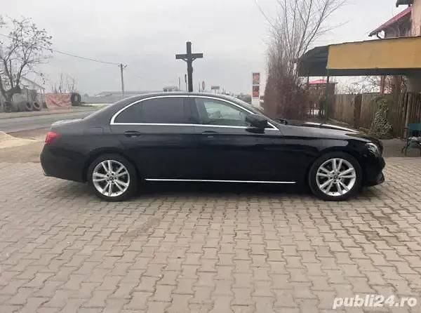 Utilizat 2018 Mercedes A200 Berlinǎ | 19.000 EUR (Preț OK) - Imagine 1/4