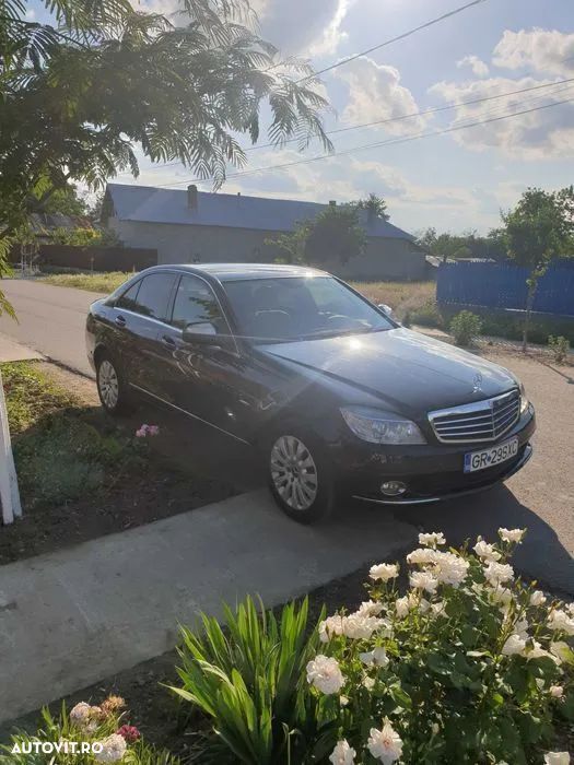 Negru Utilizat 2007 Mercedes C230 Break | 4.850 EUR - Imagine 1/4