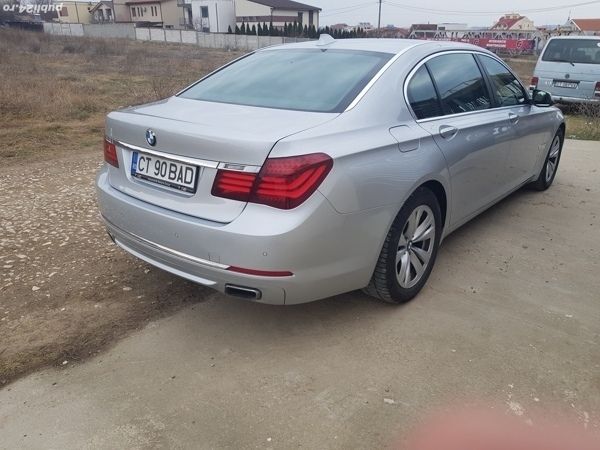 Second-hand BMW 750L 381 CP (280 kW) 2013 Argintiu Berlinǎ