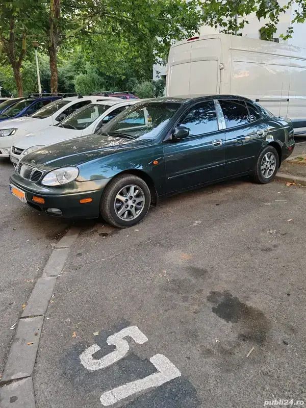 Argintiu Utilizat 1999 Chevrolet Leganza Berlinǎ | 2.500 EUR - Imagine 1/4