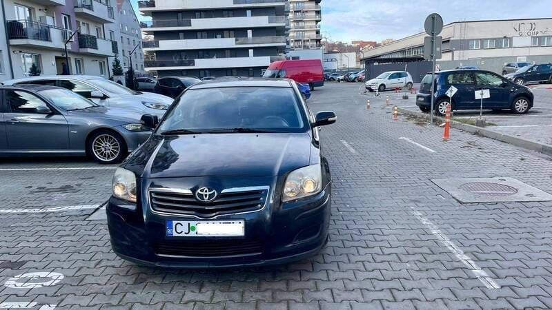 Utilizat 2007 Toyota Avensis T2 Berlinǎ | 1.300 EUR - Imagine 1/4