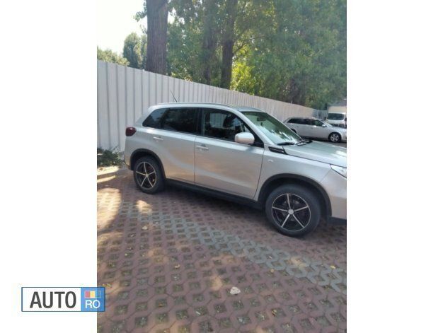 Second-hand Suzuki Vitara 120 CP (88 kW) 2019 Argintiu SUV