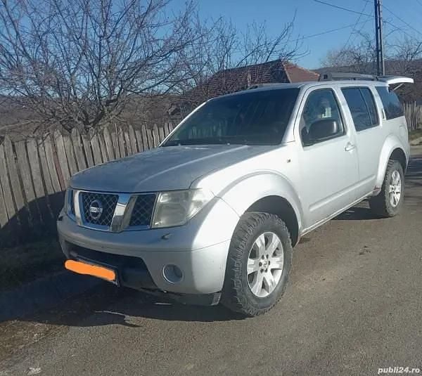 Utilizat 2006 Nissan Pathfinder SUV | 1.700 EUR (Super Preț) - Imagine 1/4