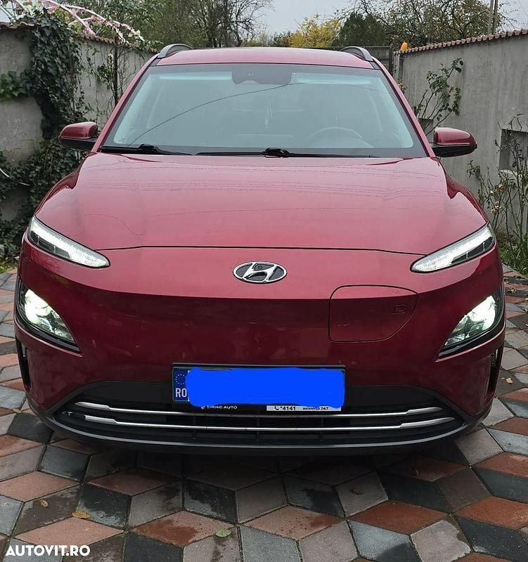 Culoarerosu Utilizat 2021 Hyundai Kona SUV | 17.950 EUR (Preț bun) - Imagine 1/4