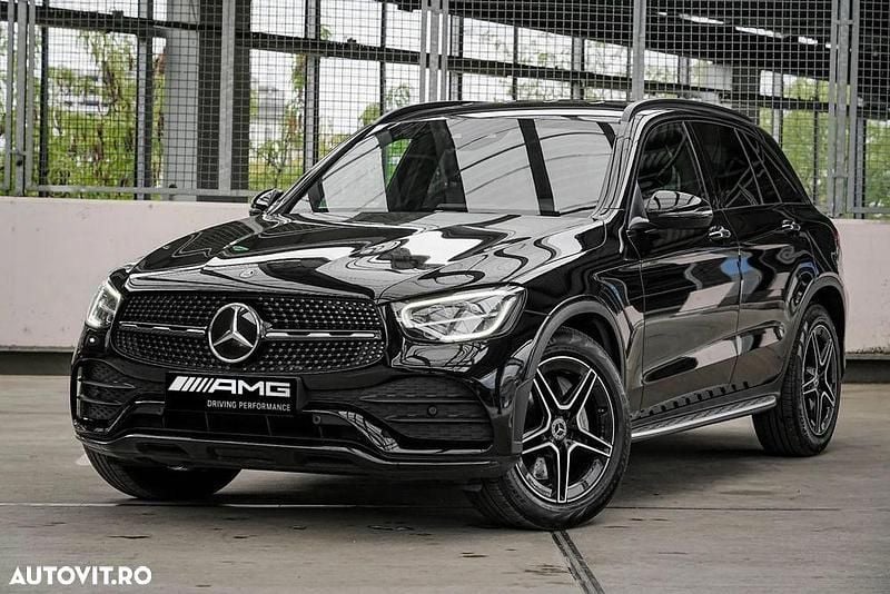 Culoarenegru Utilizat 2019 Mercedes GLC220 AMG line Plus SUV | 27.900 EUR (Super Preț) - Imagine 1/4