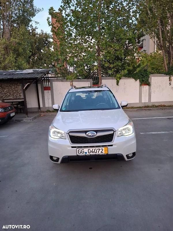 Alb Utilizat 2015 Subaru Forester Exclusive+ SUV | 8.990 EUR - Imagine 1/4