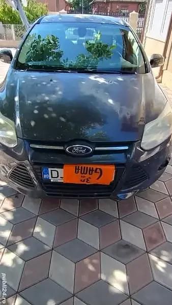 Gri Utilizat 2012 Ford Focus Berlinǎ | 5.200 EUR (Puțin scump) - Imagine 1/4