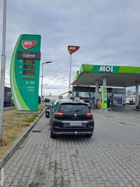 Utilizat 2017 Renault Grand Scénic IV Monovolum | 9.500 EUR (Preț OK) - Imagine 1/3