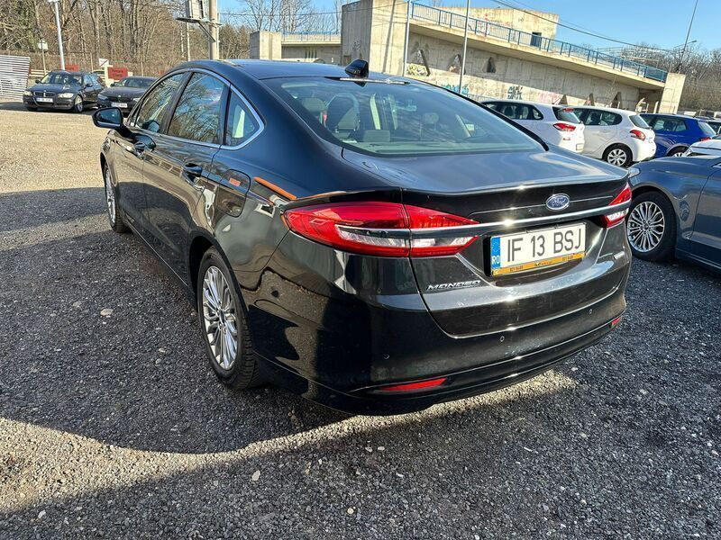 Second-hand Ford Mondeo 140 CP (102 kW) 2021 Negru Berlinǎ