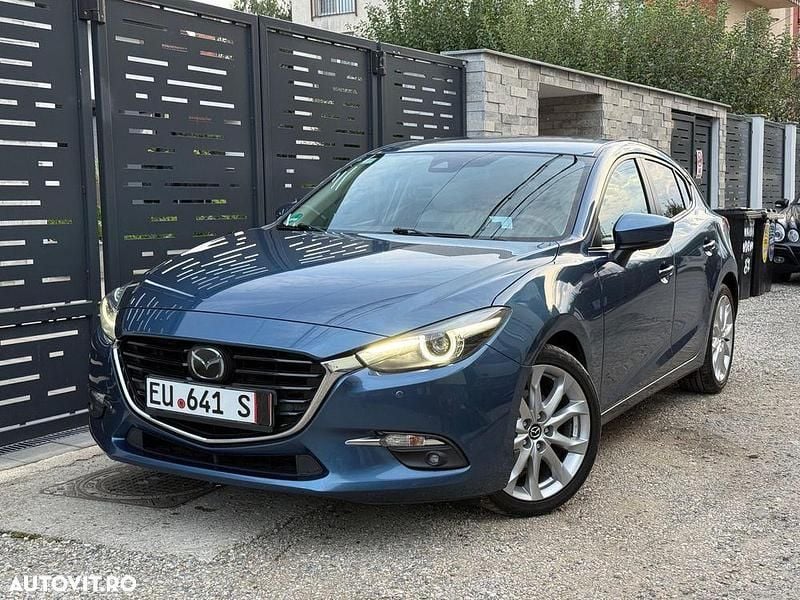 Culoarealbastru Utilizat 2017 Mazda 3 Exclusive-Line Hatchback | 13.250 EUR (Preț bun) - Imagine 1/4