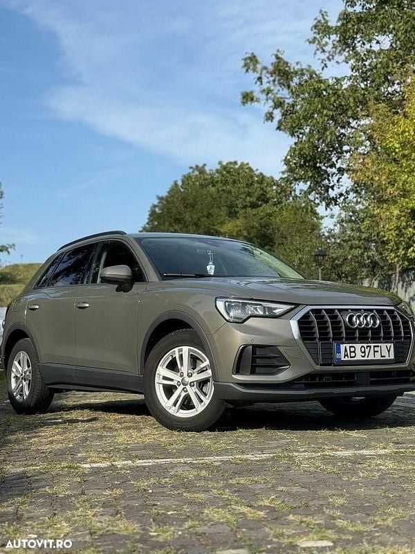 Culoaregri Utilizat 2019 Audi Q3 SUV | 24.950 EUR (Scump) - Imagine 1/4