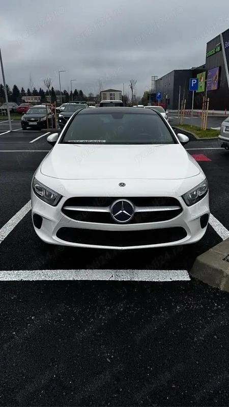 Second-hand Mercedes A220 190 CP (139 kW) 2019 Berlinǎ