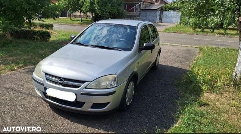 Culoareargint Utilizat 2004 Opel Corsa Hatchback | 1.200 EUR - Imagine 1/4