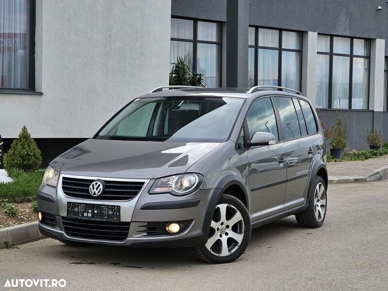 VW Touran Cross second-hand de vânzare (4) - AutoUncle