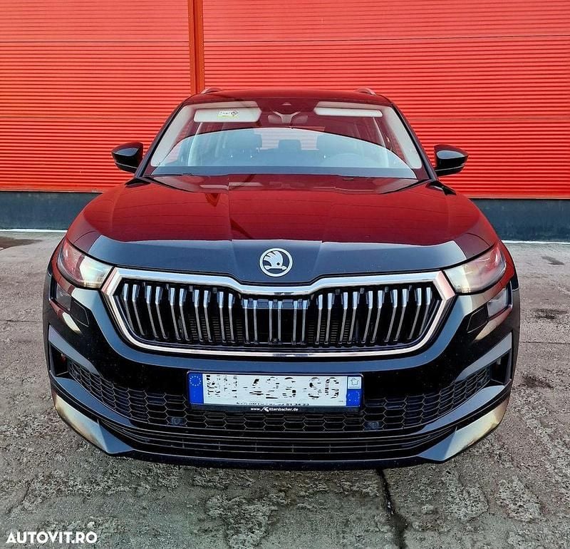 Culoarenegru Utilizat 2022 Skoda Kodiaq LAURIN & KLEMENT SUV | 26.590 EUR (Preț OK) - Imagine 1/4