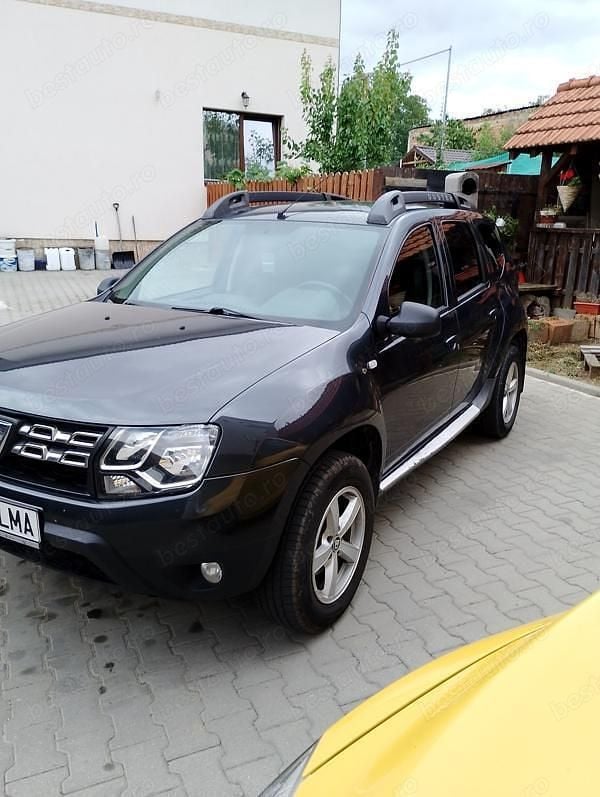 Utilizat 2013 Dacia Duster SUV | 7.300 EUR (Scump) - Imagine 1/4