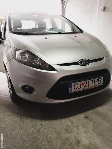 Second-hand Ford Fiesta 55 CP (40 kW) 2012 Berlinǎ