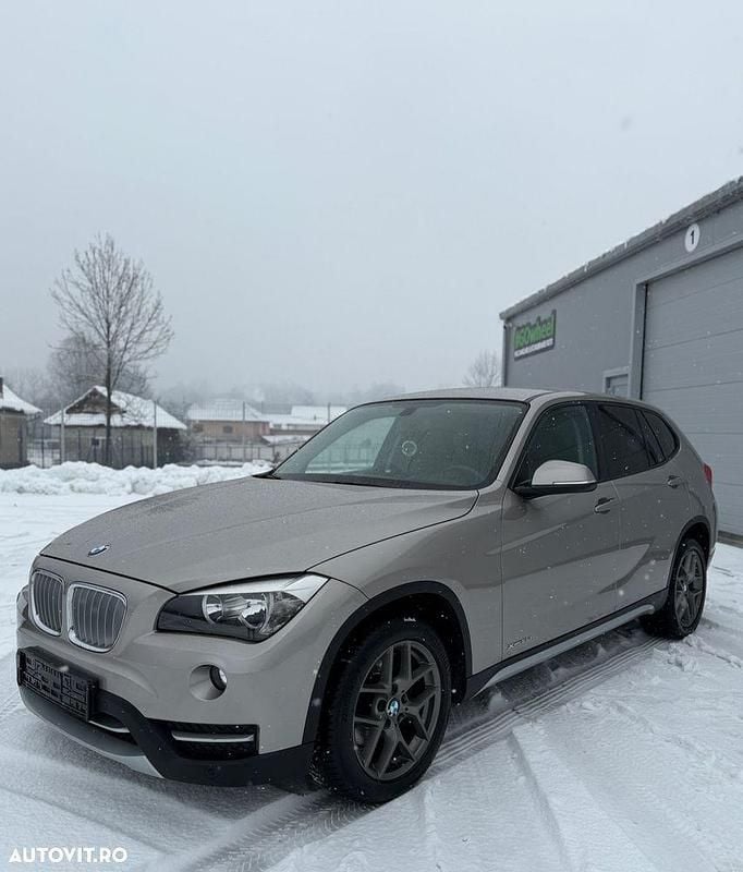 Culoarealte culori Utilizat 2013 BMW X1 xLine SUV | 9.990 EUR - Imagine 1/4