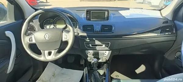 Utilizat 2012 Renault Mégane GrandTour Bose Edition Break | 4.999 EUR (Preț OK) - Imagine 1/4