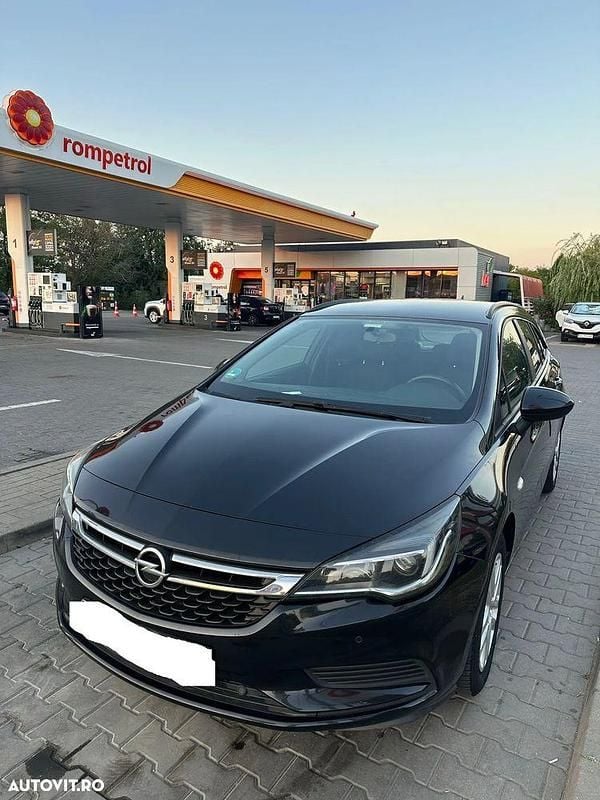 Culoarenegru Utilizat 2016 Opel Astra Break | 6.350 EUR (Preț bun) - Imagine 1/4