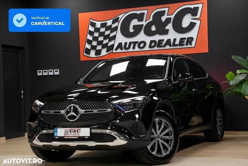 Culoarenegru Utilizat 2024 Mercedes 200 Coupe | 59.990 EUR (Preț bun) - Imagine 1/4